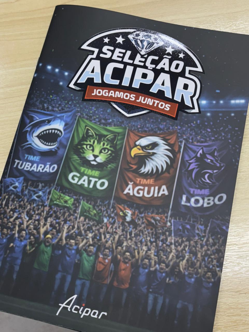 Álbum de figurinhas vira estratégia de cultura organizacional em empresa do Paraná