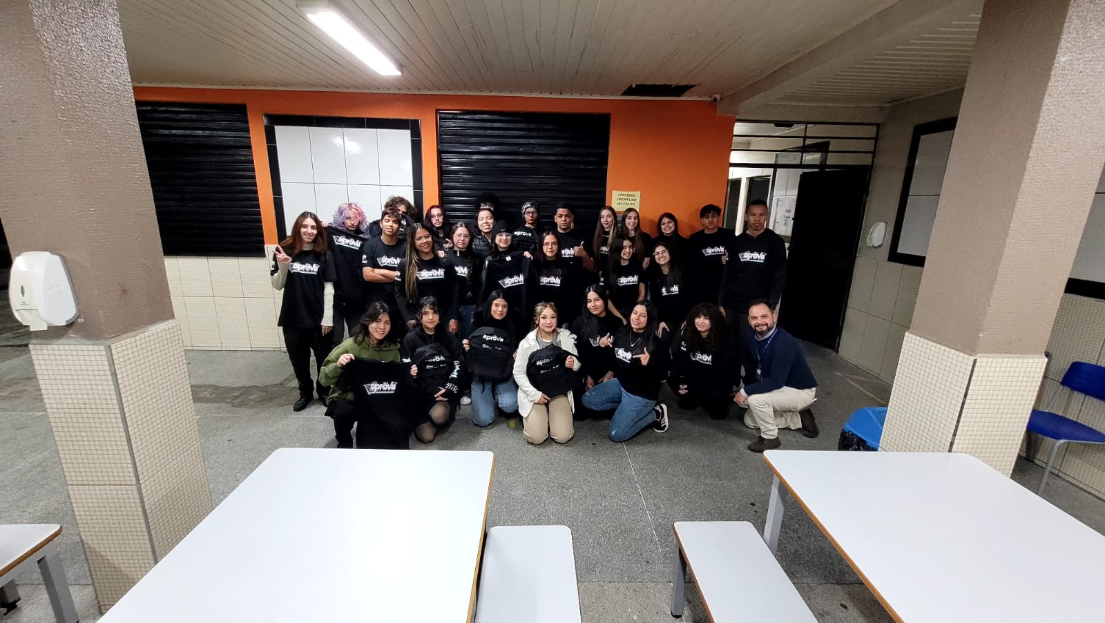 Cursinho que já aprovou mais de 400 alunos da rede pública busca espaço para iniciar atividades em Foz do Iguaçu