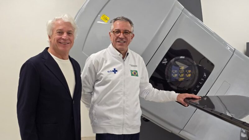 Ministro Alexandre Padilha visita Hospital Angelina Caron