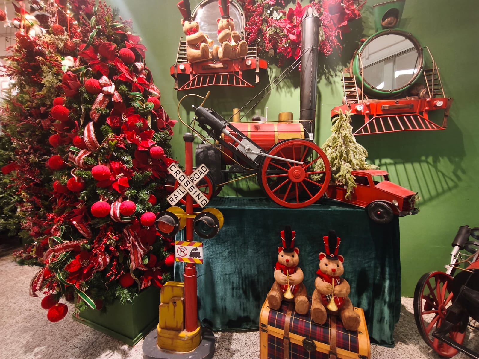 Noel Decor amplia operação de Natal em Curitiba e inaugura outlet de 860 m² no Ventura Shopping