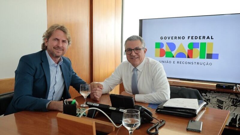 Zeca Dirceu fortalece o SUS em Flórida com emenda de R$ 100 mil