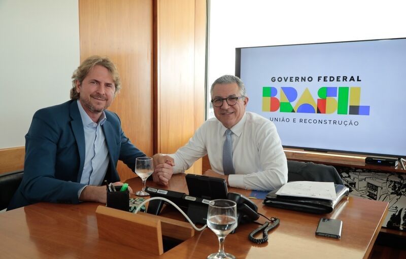 Zeca Dirceu fortalece o SUS em Flórida com emenda de R$ 100 mil