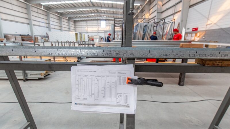 Hotel modular em steel frame leva lógica industrial às obras