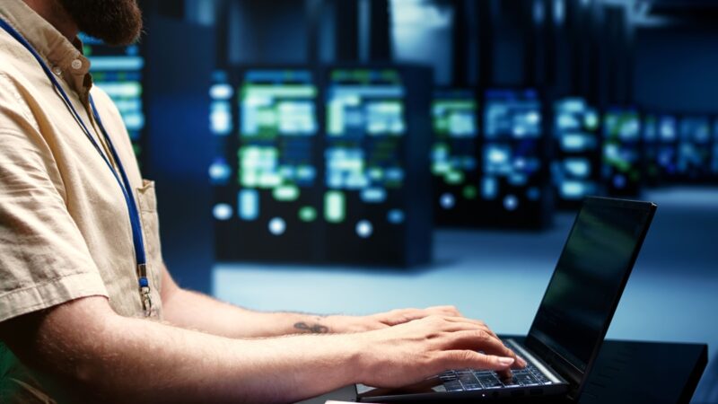 IA amplia demanda por energia e desafia data centers