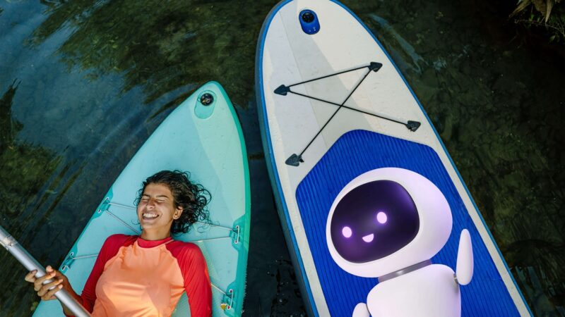 KAYAK lança relatório WTF com tendências de viagem para 2026