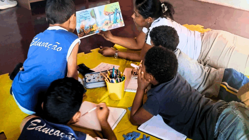 Projeto transforma estudantes em autores em Alto Paraíso