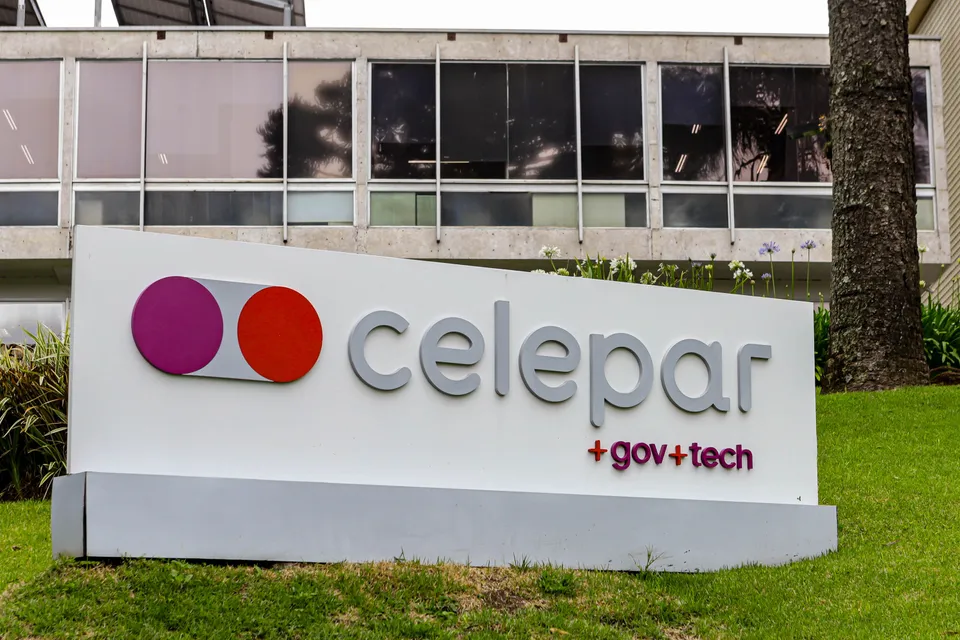 Nem tudo está à venda: TCE-PR barra pressa de Ratinho Junior  em vender  Celepar