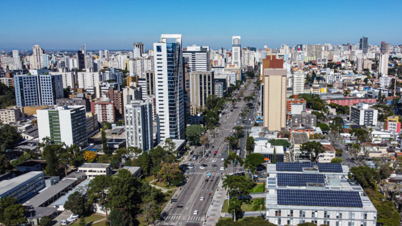 Ticket médio dos imóveis usados segue acima de meio milhão e negócios efetivados crescem em Curitiba