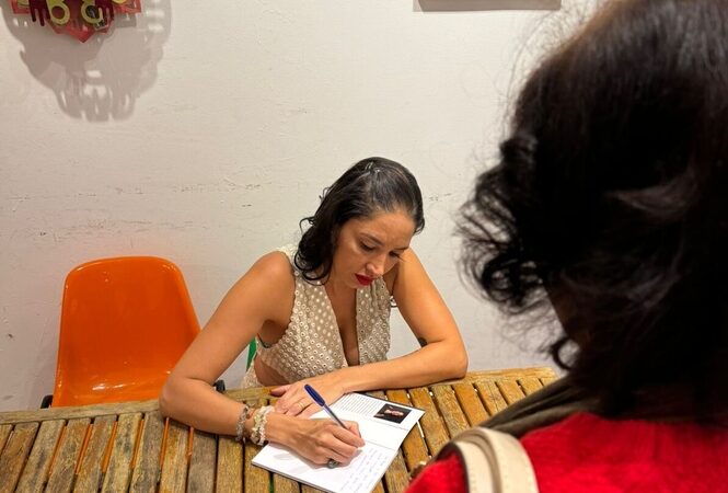 Autora Tatiana Gamaliel lança Livro “C’est parfait”
