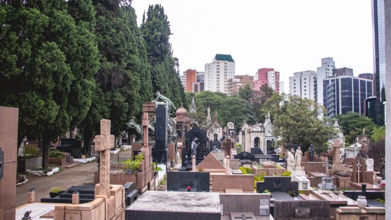 Cemitério da Consolação recebe exposição fotográfica inédita