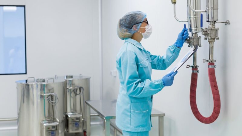 Mangueiras para alimentos devem atender normas rigorosas para garantir segurança