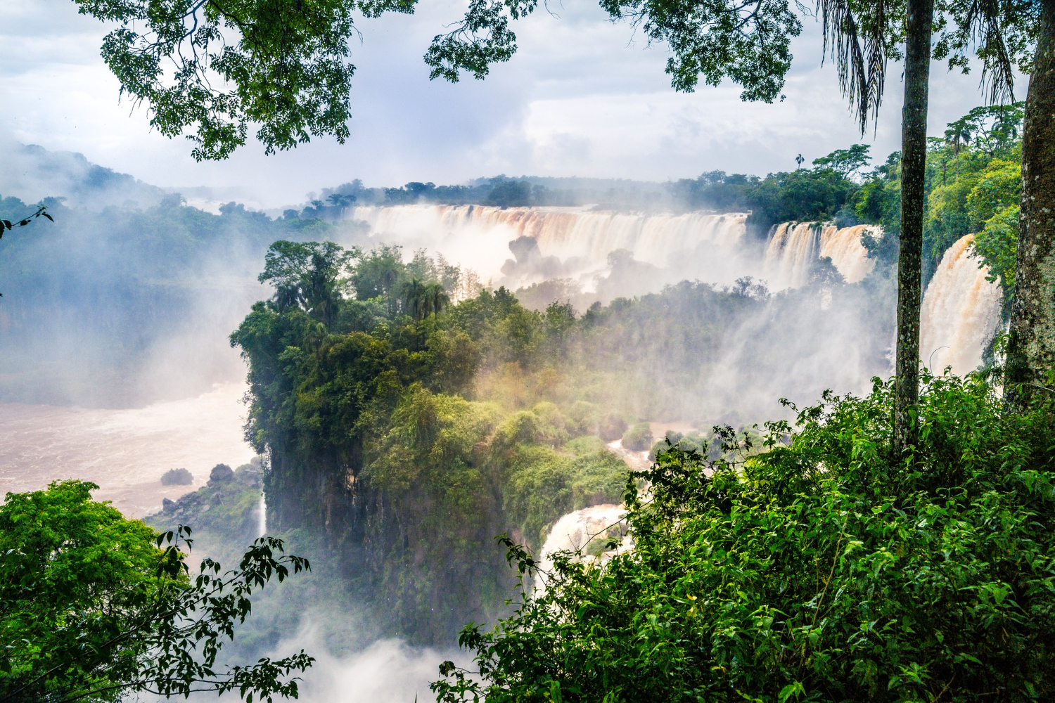 Foz do Iguaçu está entre os principais destinos para 2024