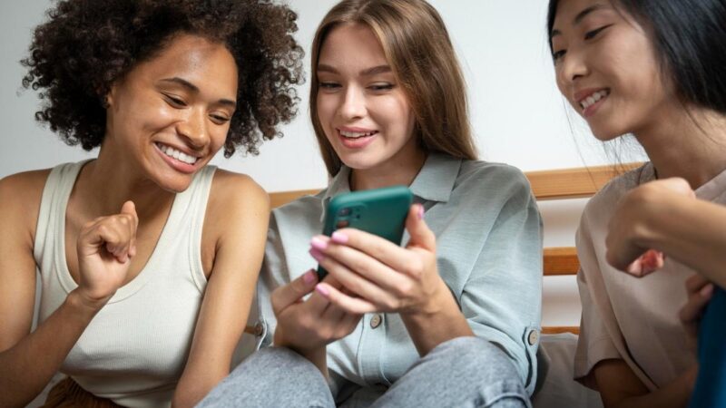 Relatório comprova a relevância das notícias locais em 2025