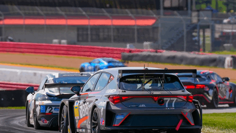 Stallion conquista top 5 na etapa de Mid-Ohio da IMSA