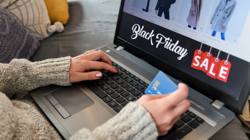 Black Friday 2025 deve gerar mais de R$ 13 bi no e-commerce