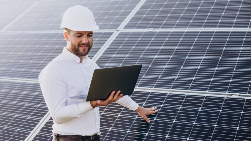 Brasil ultrapassa 800 mil inversores solares instalados