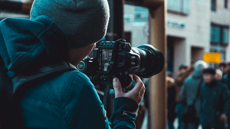 AI Ease cria funcionalidades para remover objetos de fotos