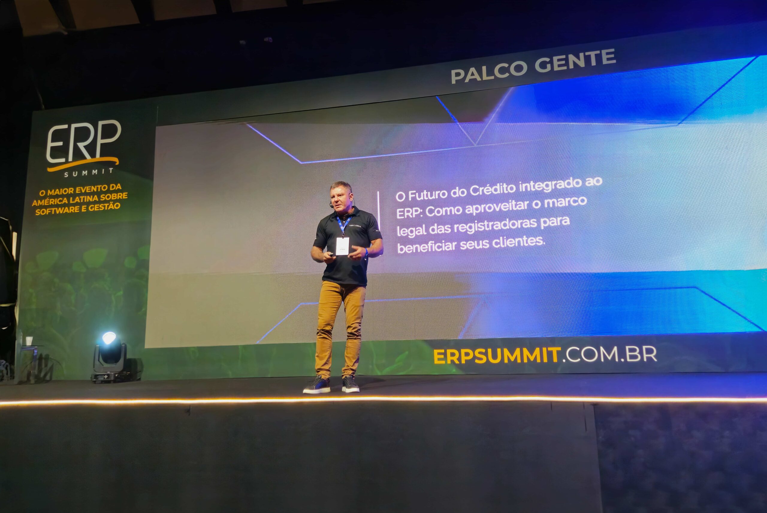 Crédito: presidente da Nexxera palestra no ERP Summit 2024