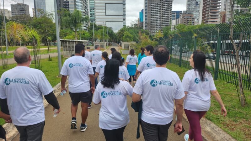 Hospital de SP promove caminhada pelo combate ao câncer