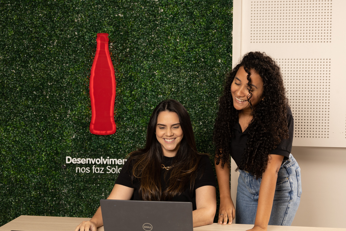 Solar Coca-Cola leva educação a dependentes de colaboradores