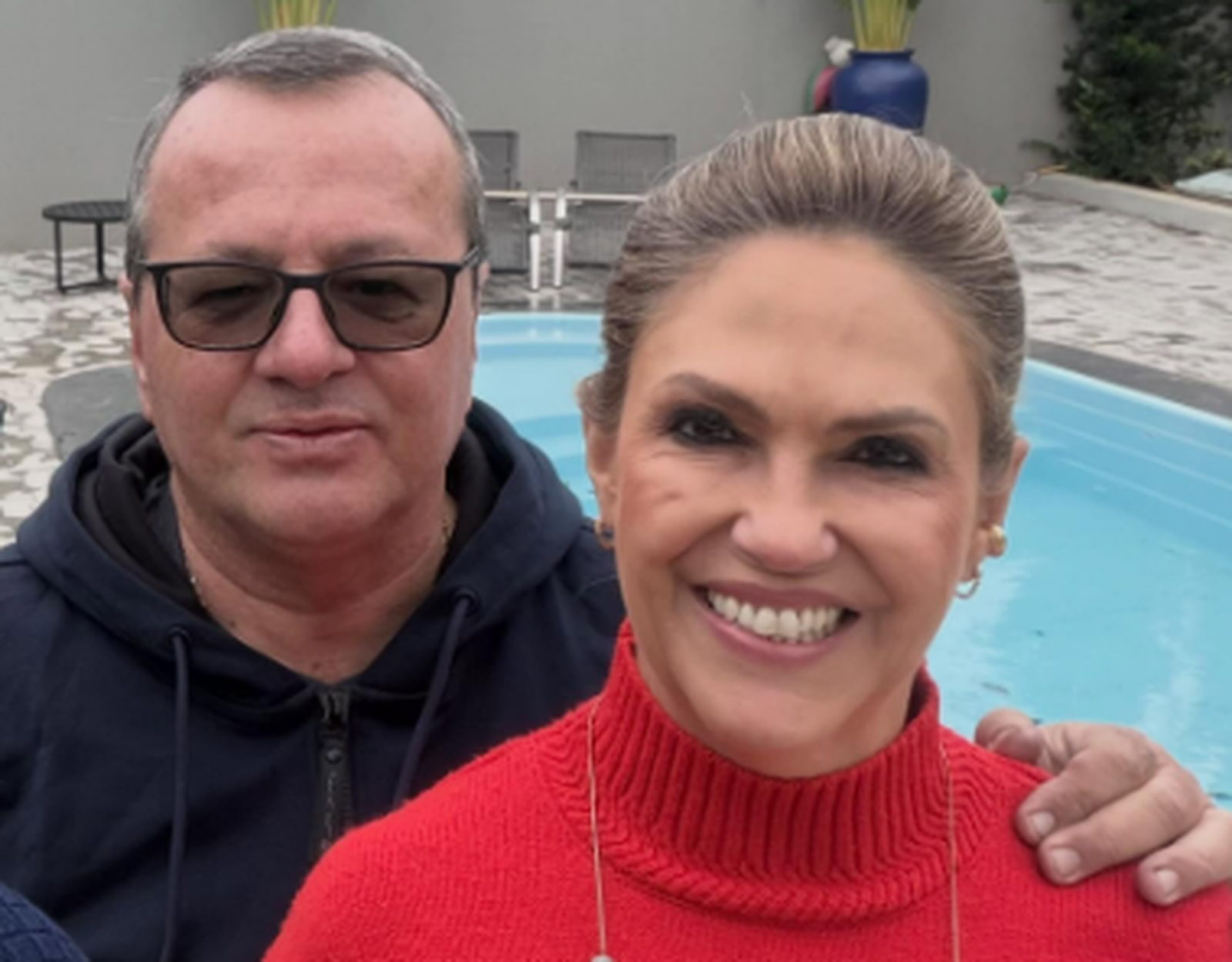 Parar mais o quê em Astorga, prefeita Suzie? Seu marido se enganou no áudio?