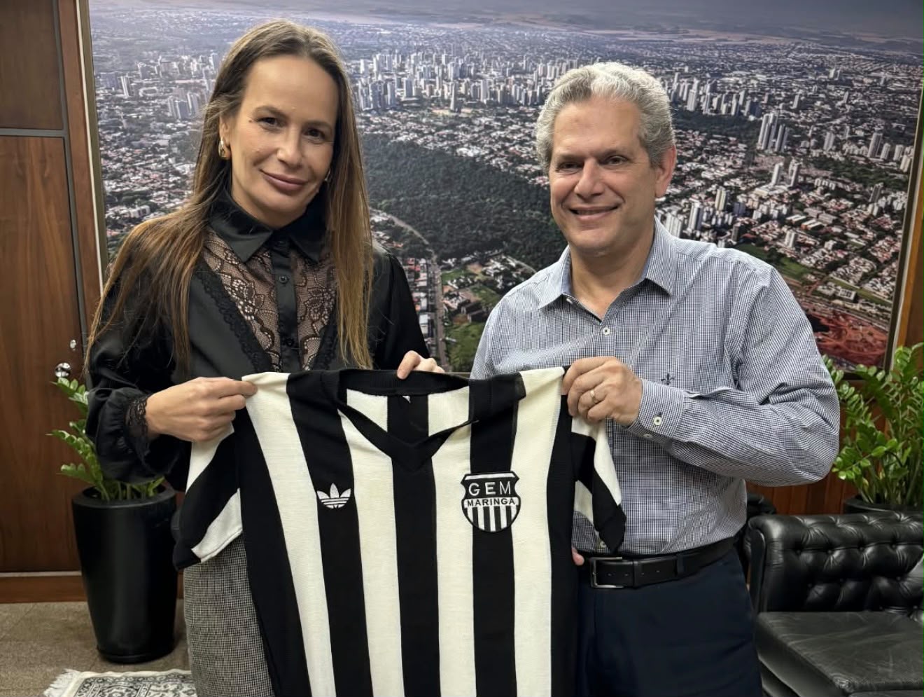 Vem aí uma grande jogada? Grêmio Maringá prepara retorno e promete novidades no futebol paranaense