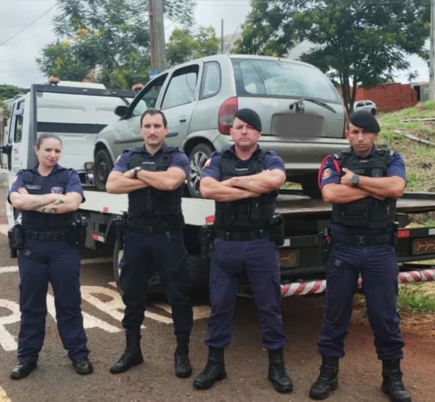 Guarda Civil Municipal recupera veículo furtado e apreende moto com placa adulterada