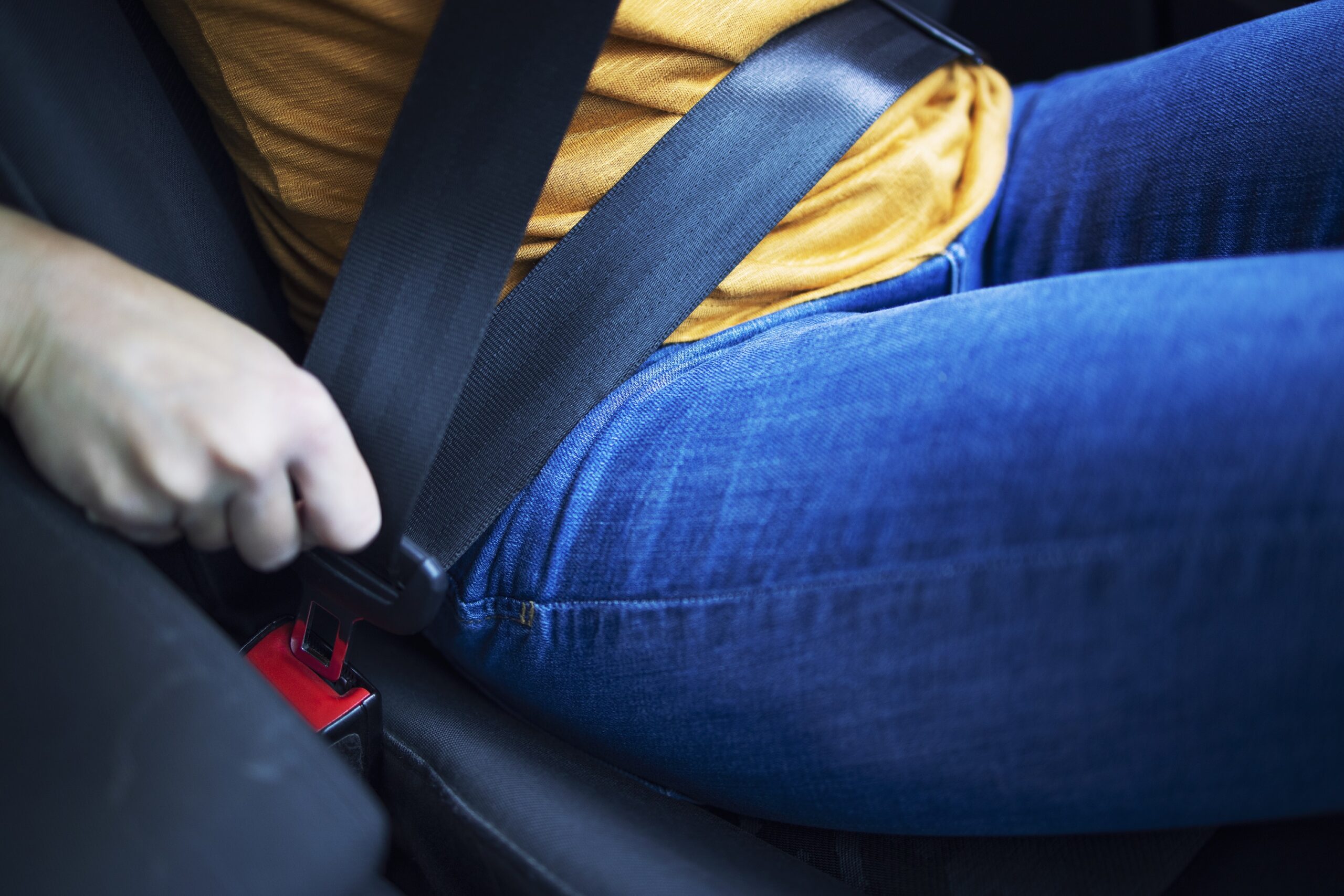 Esvaziar a bexiga antes de entrar no carro pode salvar a sua vida