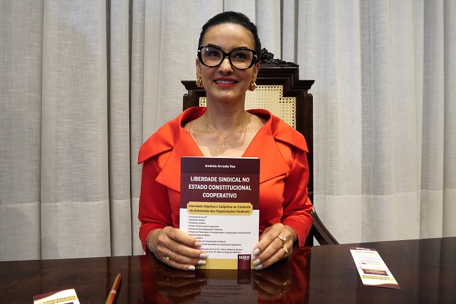 Novo livro traz novidades para advogados