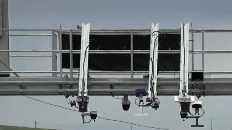 Pedágio eletrônico começa cobrando como carreta quem passa de carro no Paraná