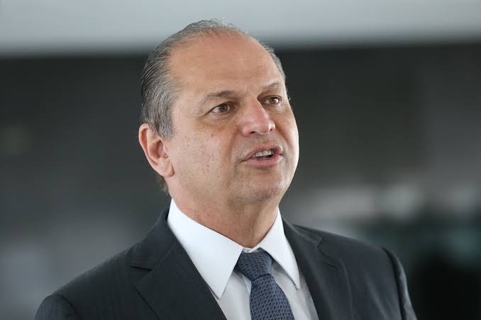 NOTA À IMPRENSA – deputado federal Ricardo Barros sobre Cris Lauer