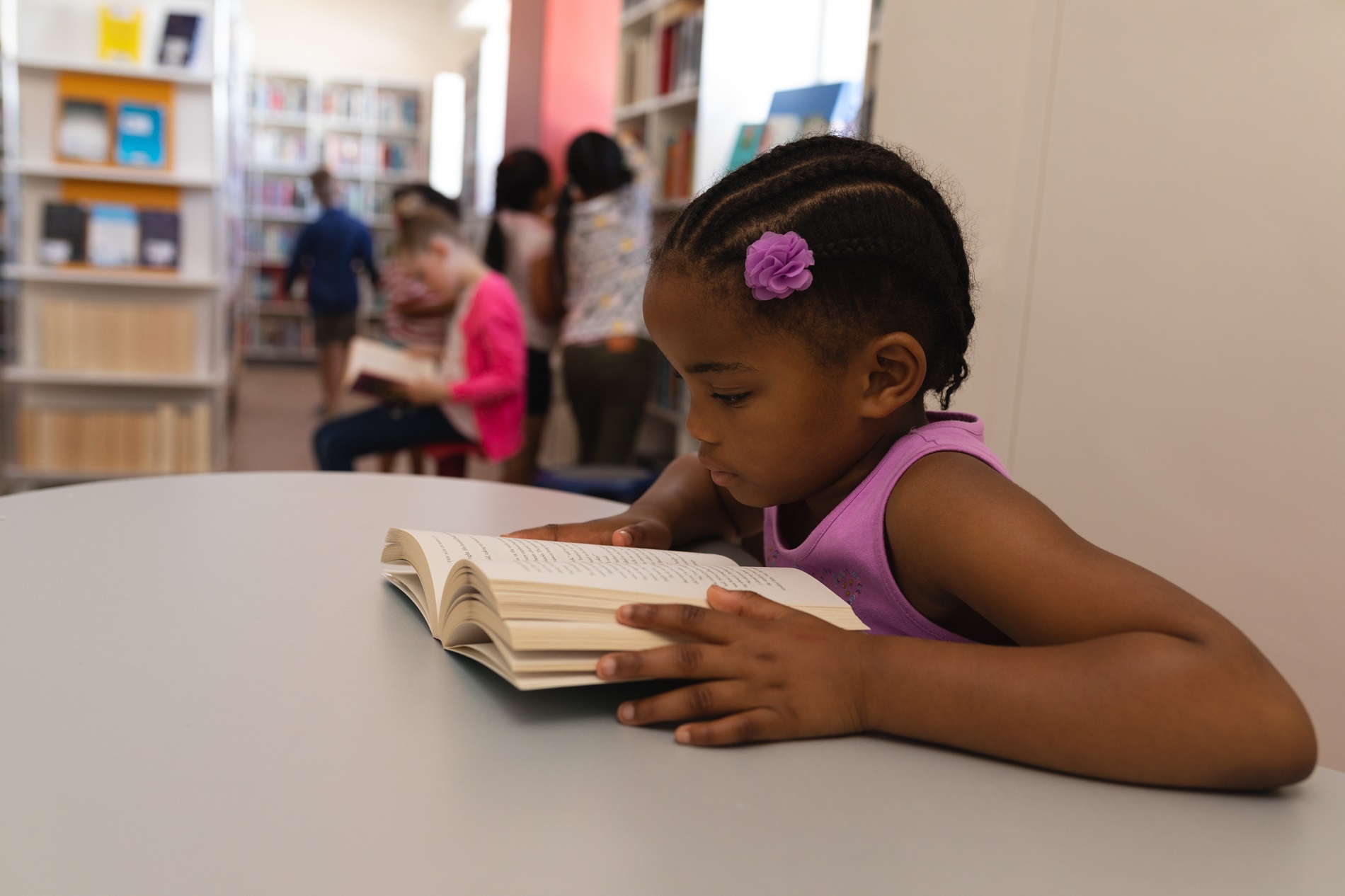 Política pública integrada ainda é desafio para alfabetização de crianças brasileiras