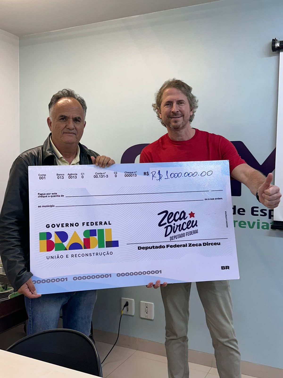 Zeca Dirceu anuncia mais de R$ 20 milhões em investimentos federais para Campo Mourão e entrega recursos em Sarandi